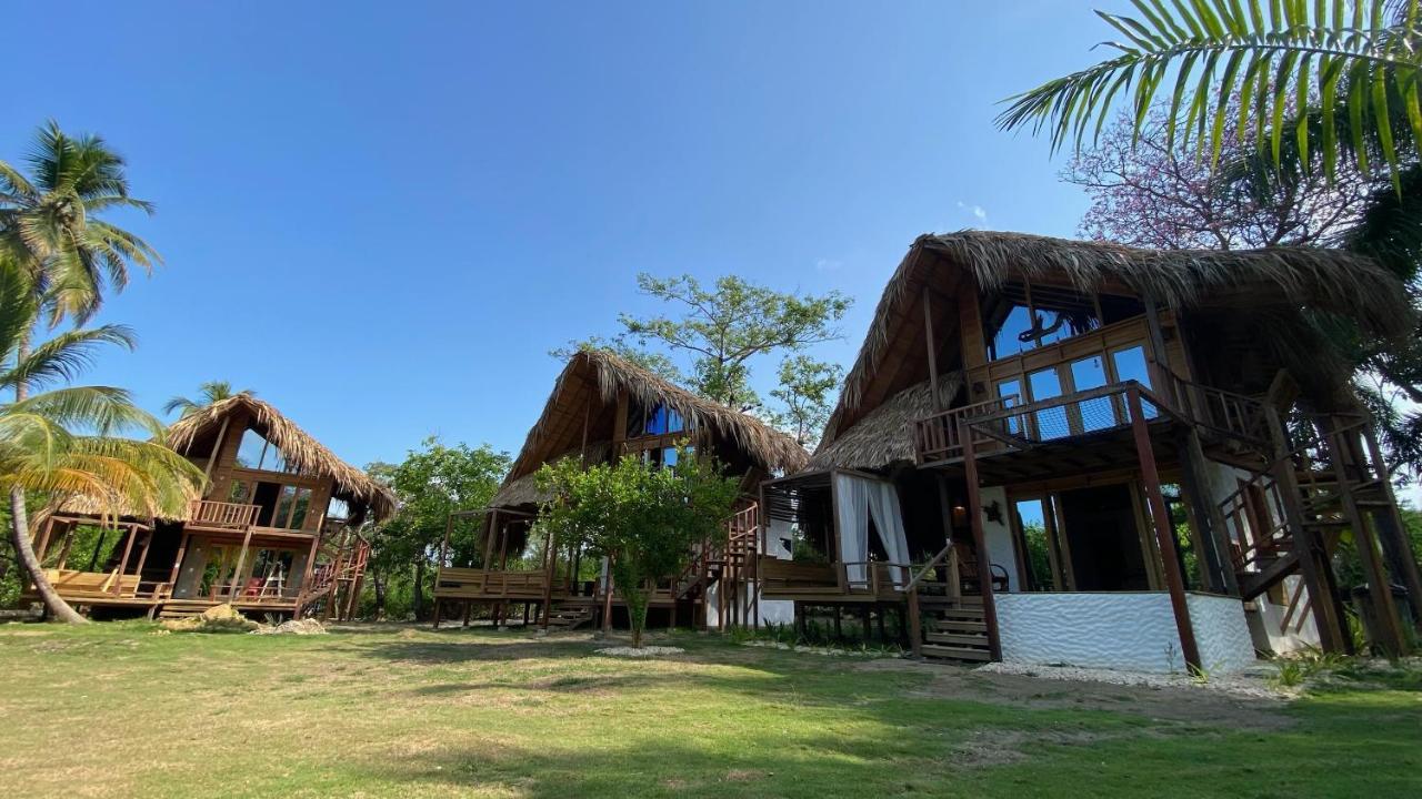 Cabanas Bari Villa Monitos Esterno foto