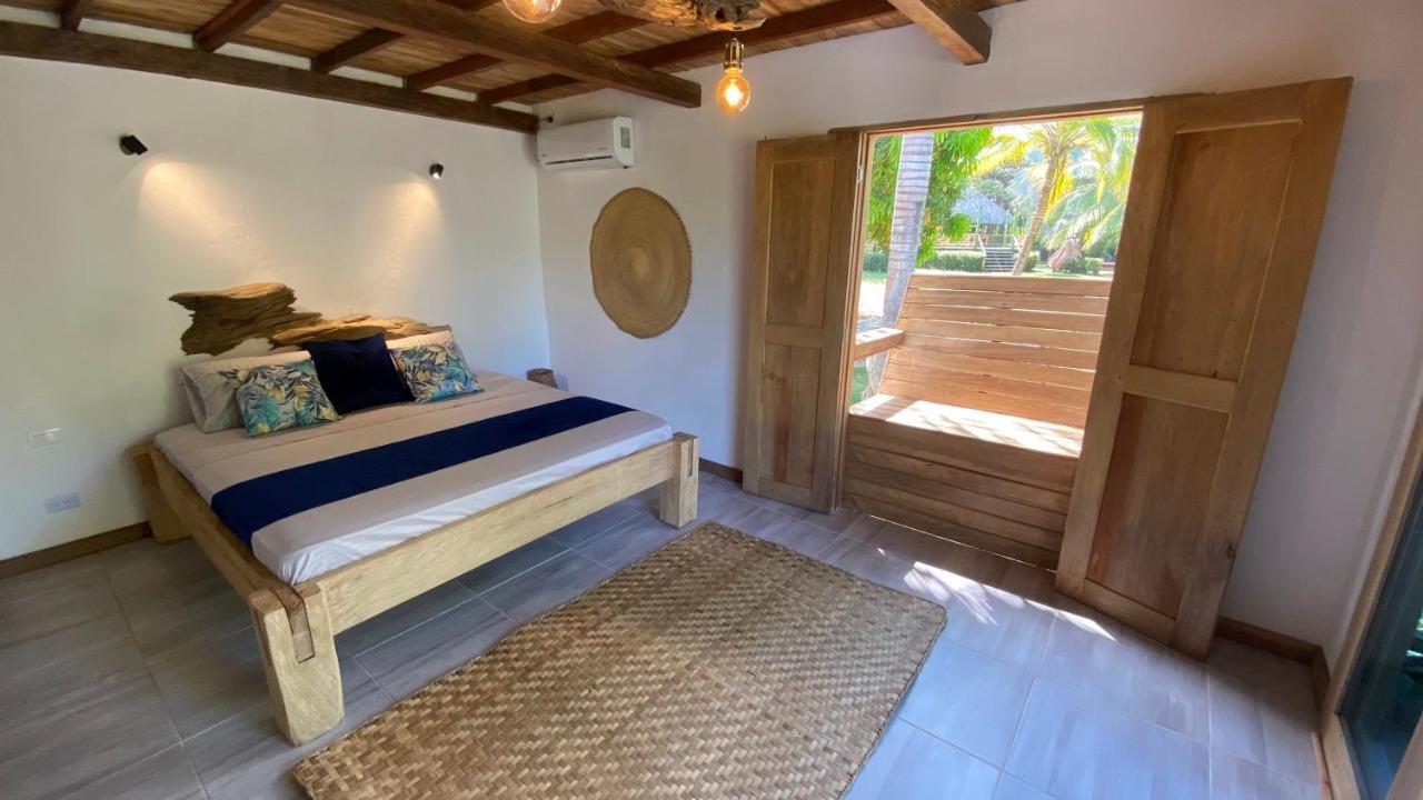 Cabanas Bari Villa Monitos Esterno foto